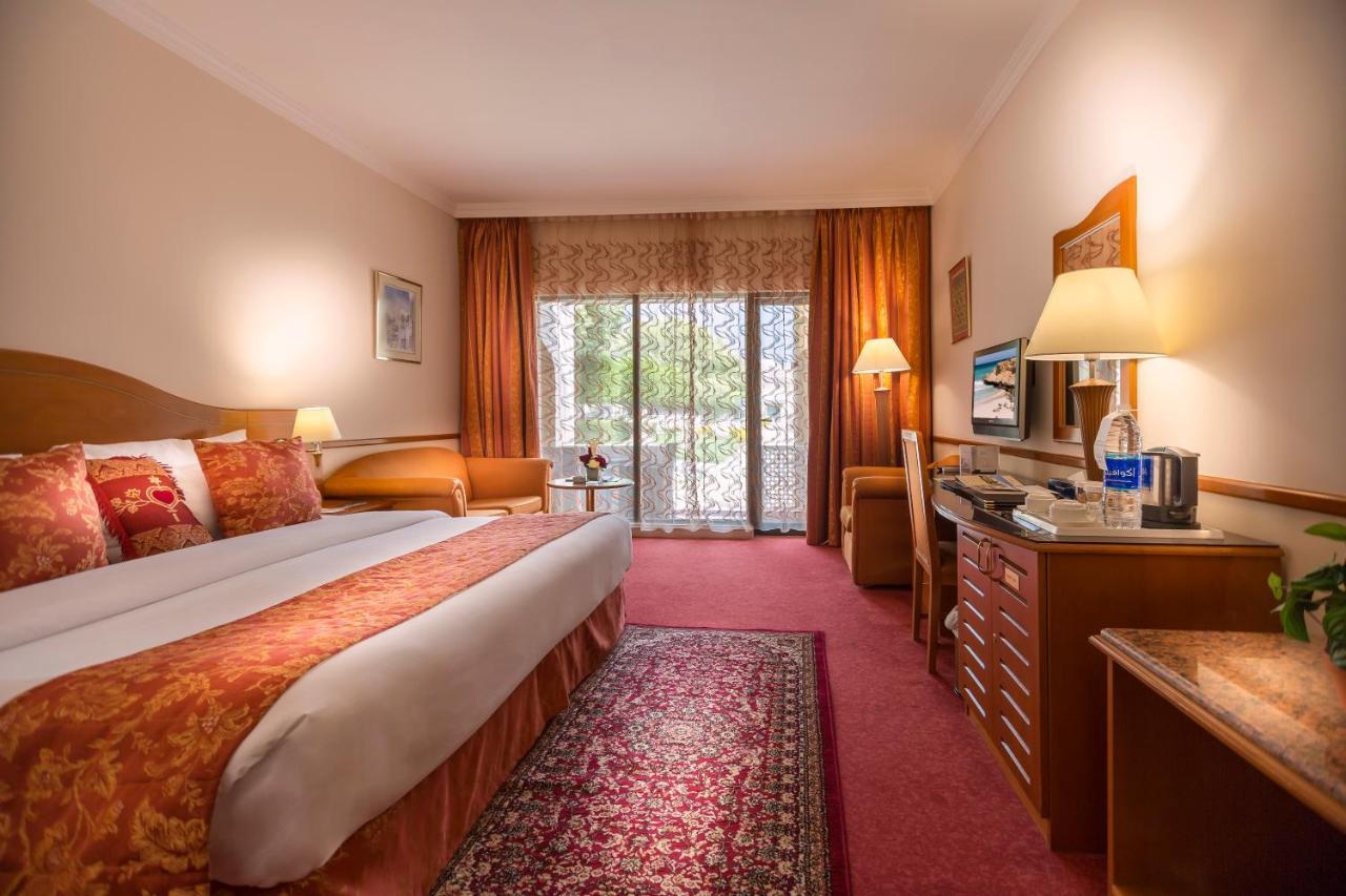 Golden Tulip Nizwa Hotel Exterior photo