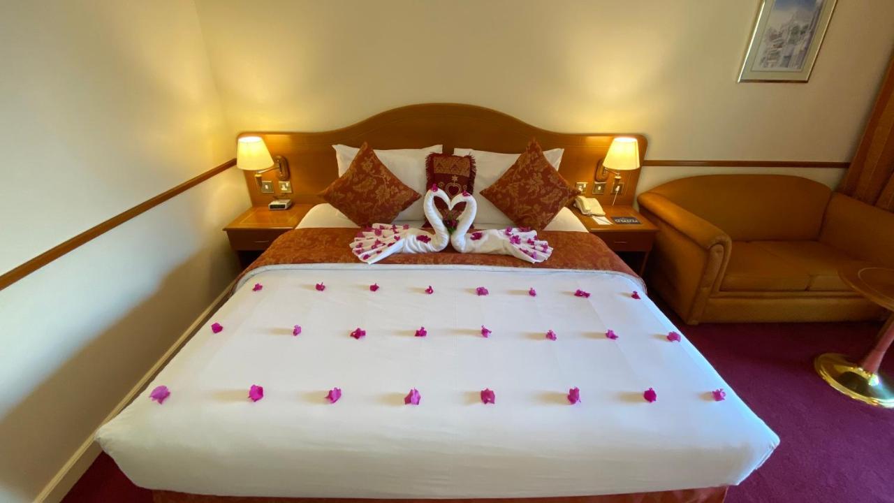 Golden Tulip Nizwa Hotel Exterior photo