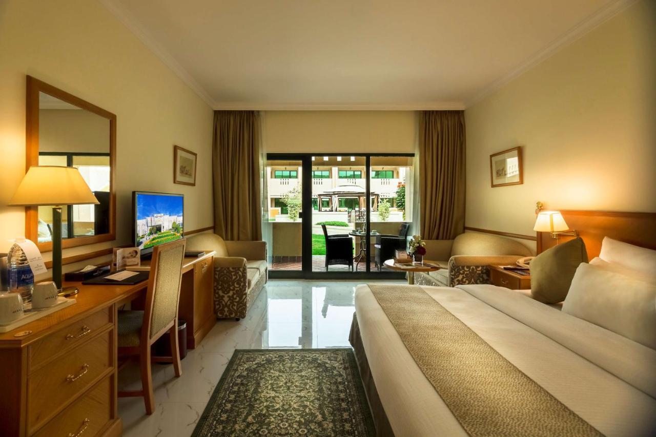 Golden Tulip Nizwa Hotel Exterior photo