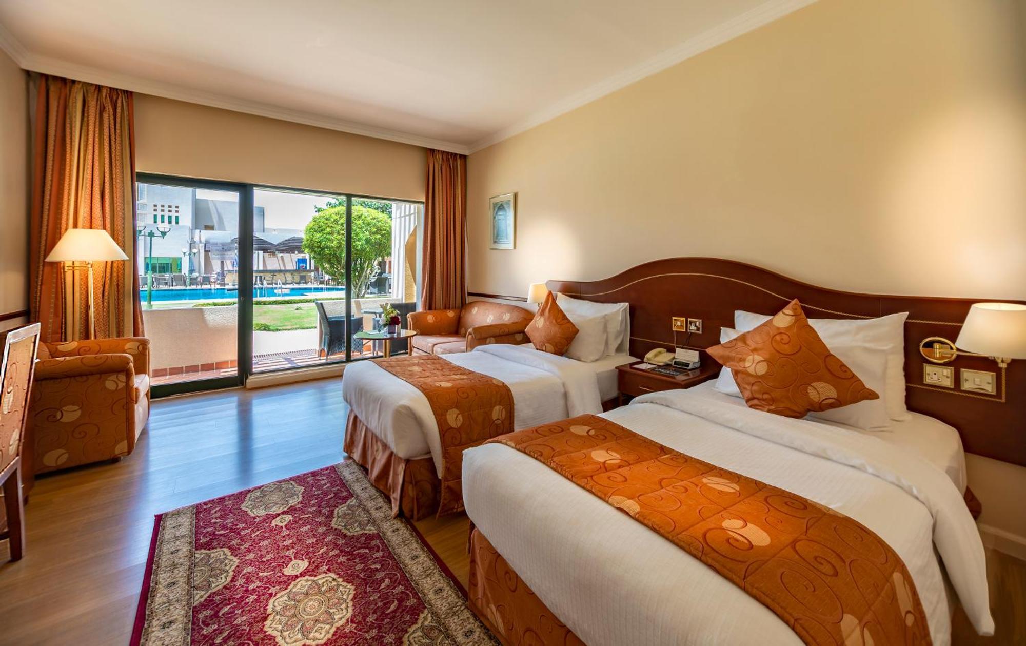 Golden Tulip Nizwa Hotel Exterior photo