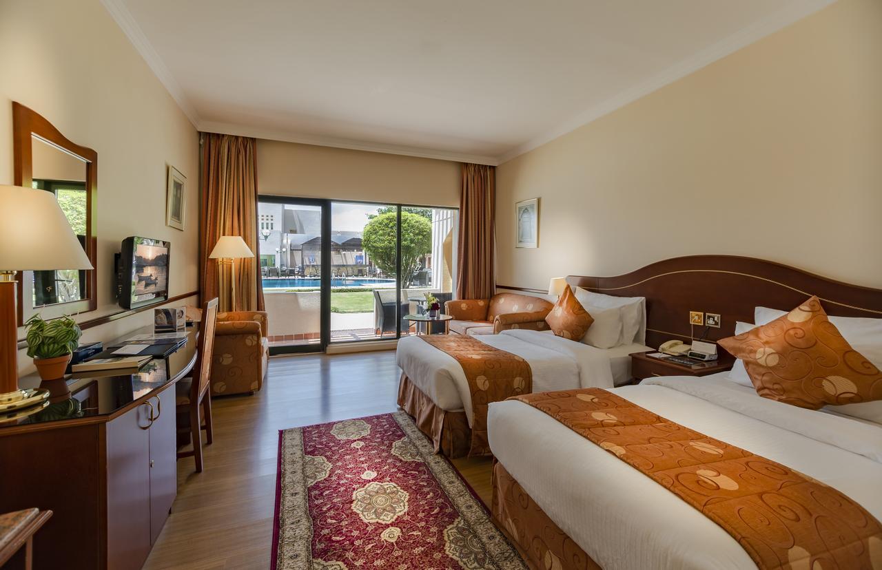 Golden Tulip Nizwa Hotel Exterior photo