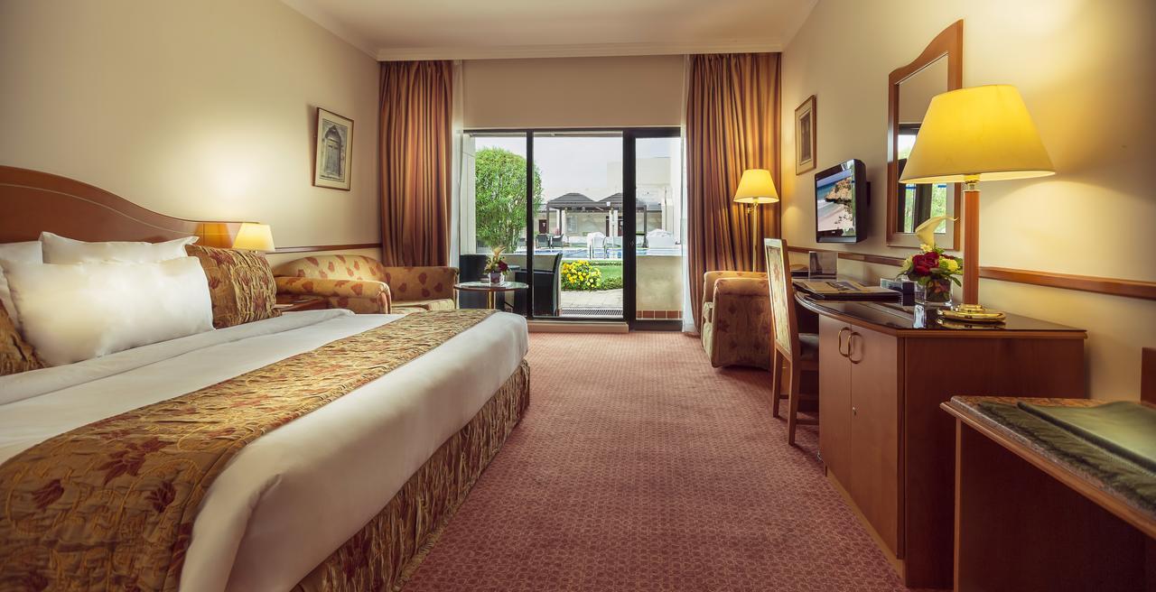 Golden Tulip Nizwa Hotel Exterior photo