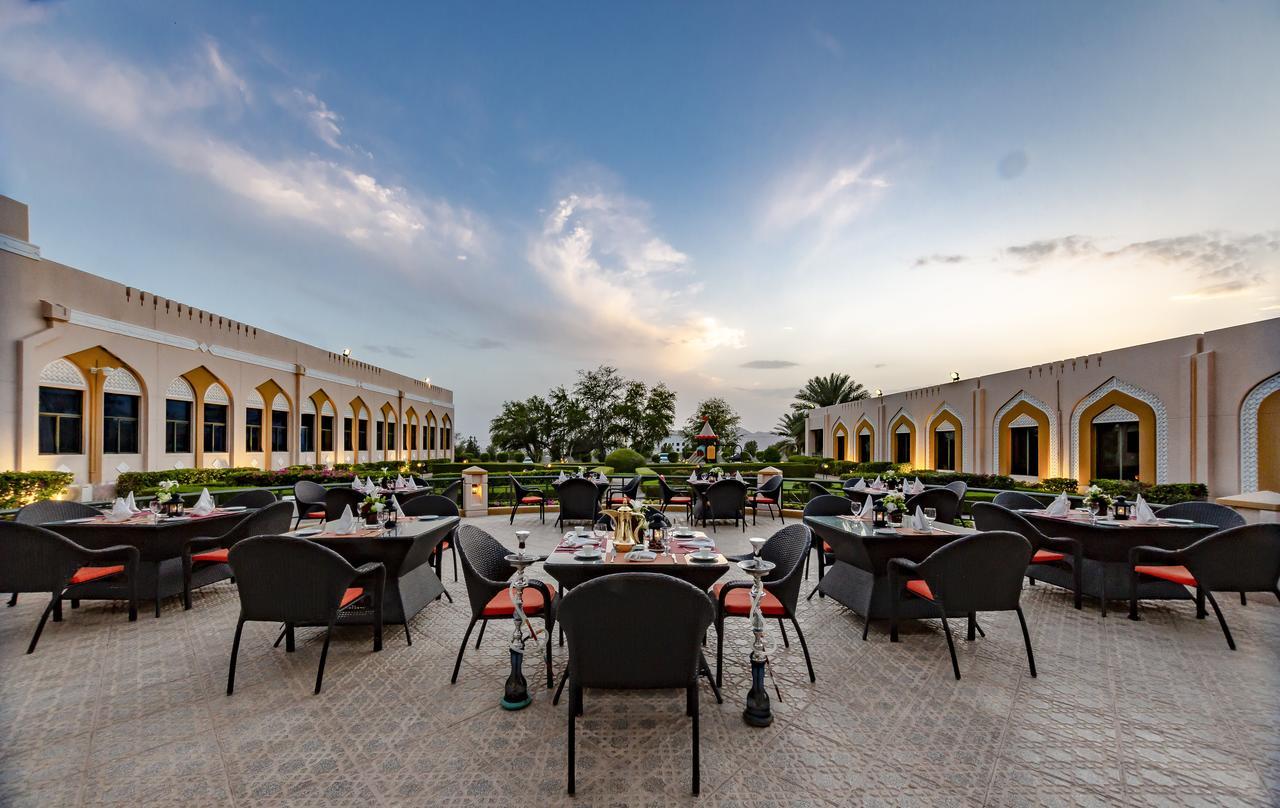 Golden Tulip Nizwa Hotel Exterior photo